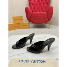 Louis Vuitton Slippers